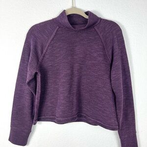 Abercrombie & Fitch long sleeve turtle neck in purple size XS